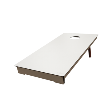 Planche de Cornhole Stella Outdoor taupe en HPL, alliant un coloris minéral élégant à une résistance extrême aux UV et à la pluie.