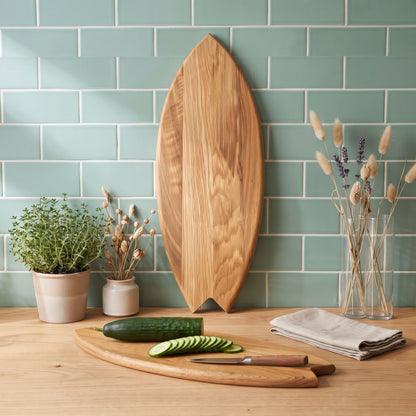 Schneidebrett Surf – Massive Eiche – 3-in-1: Schneiden, Servieren, Dekorieren