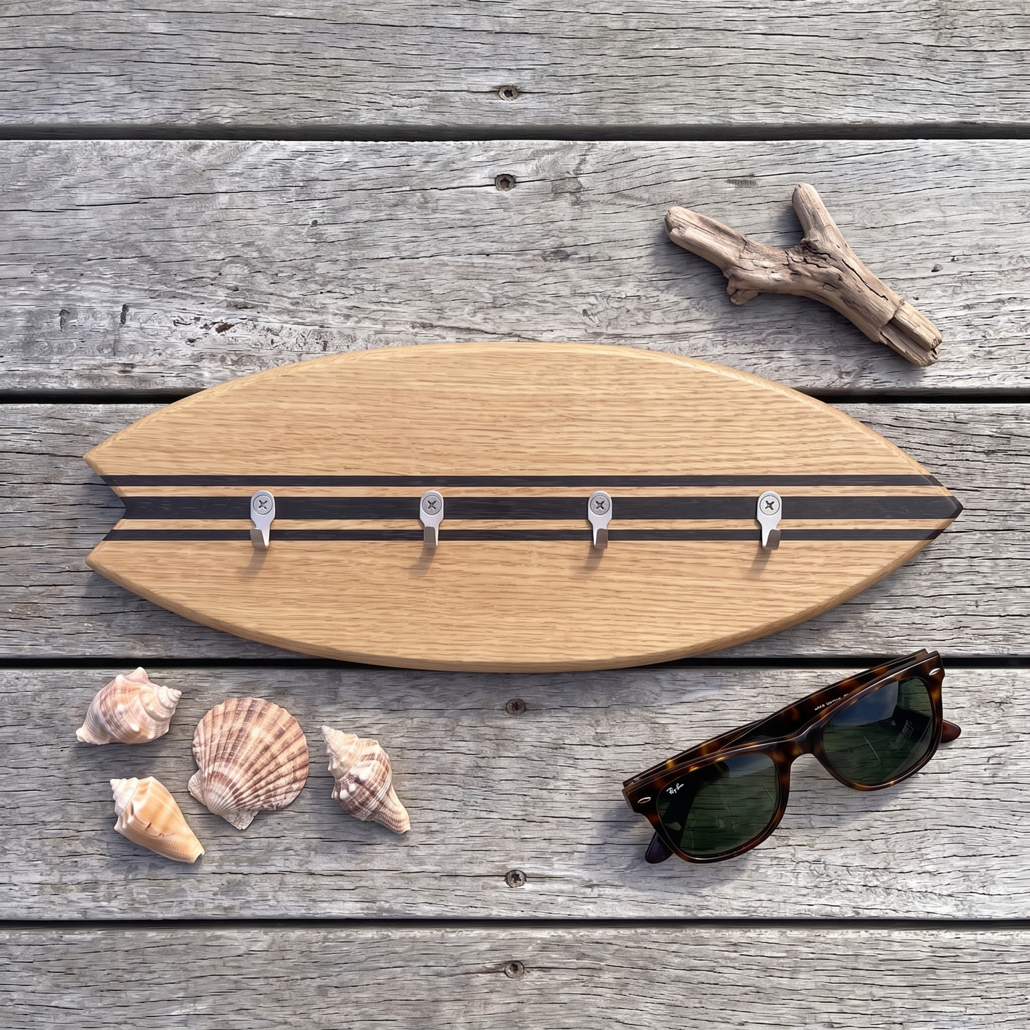 Porte-clés mural surf en bois - Chêne Lignes Noires