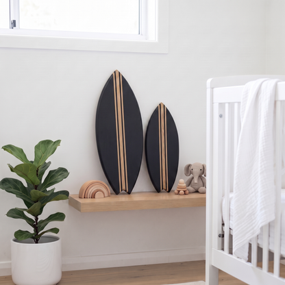 Planche de Surf déco - Base noire, lignes bois