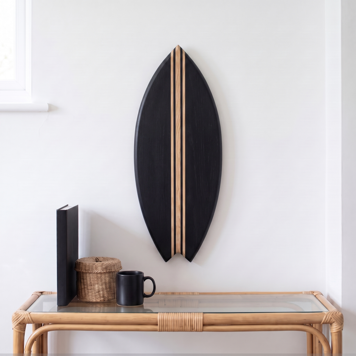 Planche de Surf déco - Base noire, lignes bois