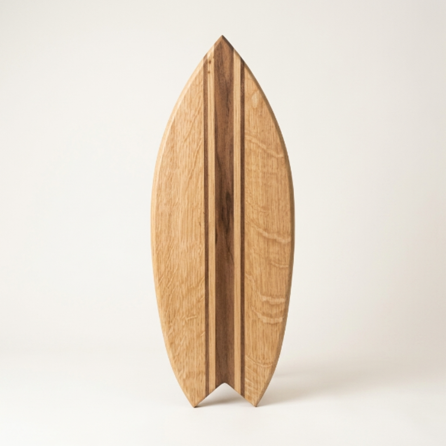 Planche à Découper Surf Premium – Base Chêne, Lignes Noyer