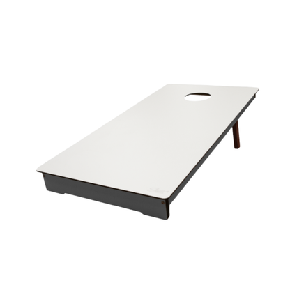 Planche de Cornhole Stella Outdoor en stratifié compact HPL gris, résistante aux UV et aux intempéries pour un usage intensif en extérieur.